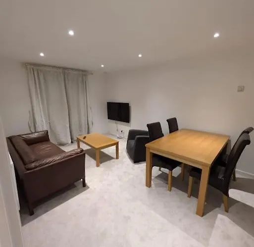 Luxury Two Bed Flat Heart Of Fulham